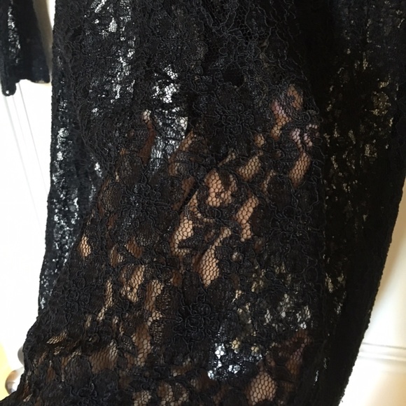 Black lace dress - Picture 3 of 3